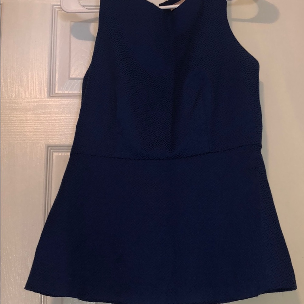 blouses - Picture 3 of 7